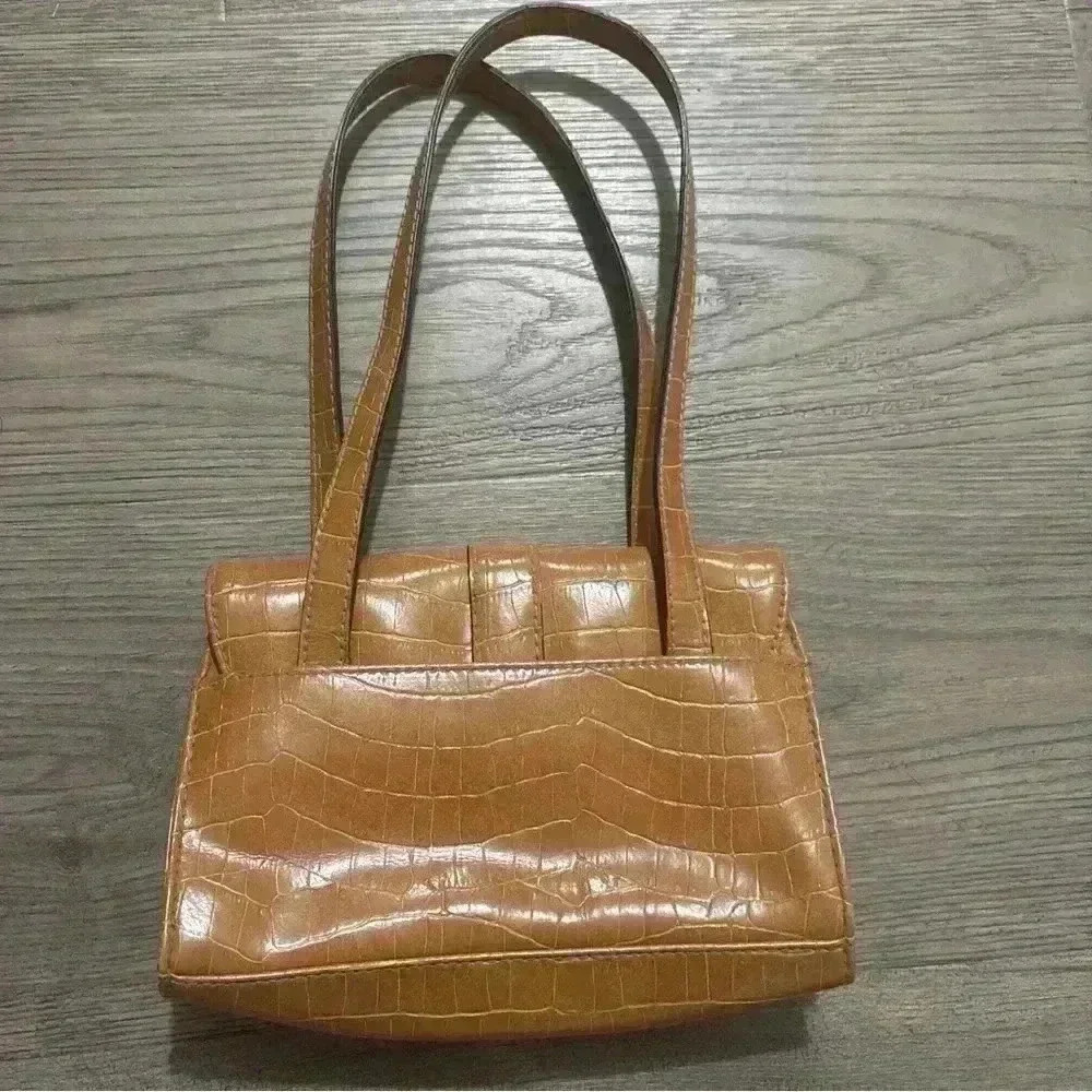 Liz Claiborne Crazy Horse Shoulder Purse Faux Crocodile Alligator Leather - Picture 4 of 8